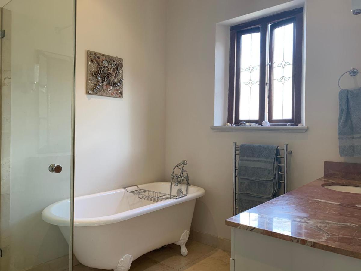 Appartamento Whalehaven Kalk Bay Esterno foto