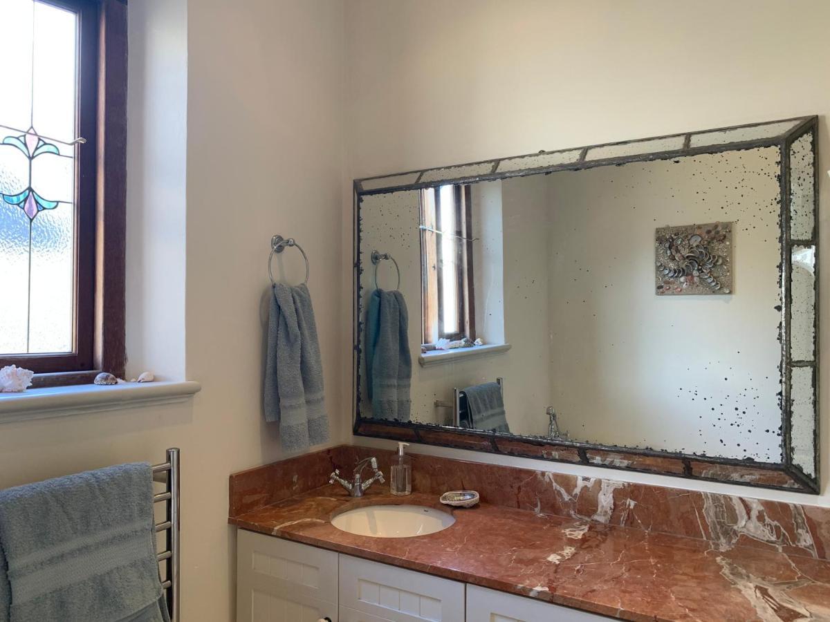 Appartamento Whalehaven Kalk Bay Esterno foto