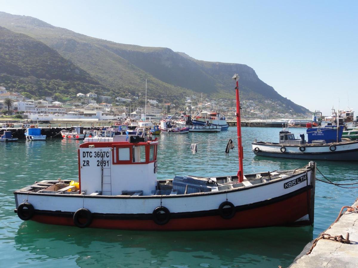 Appartamento Whalehaven Kalk Bay Esterno foto