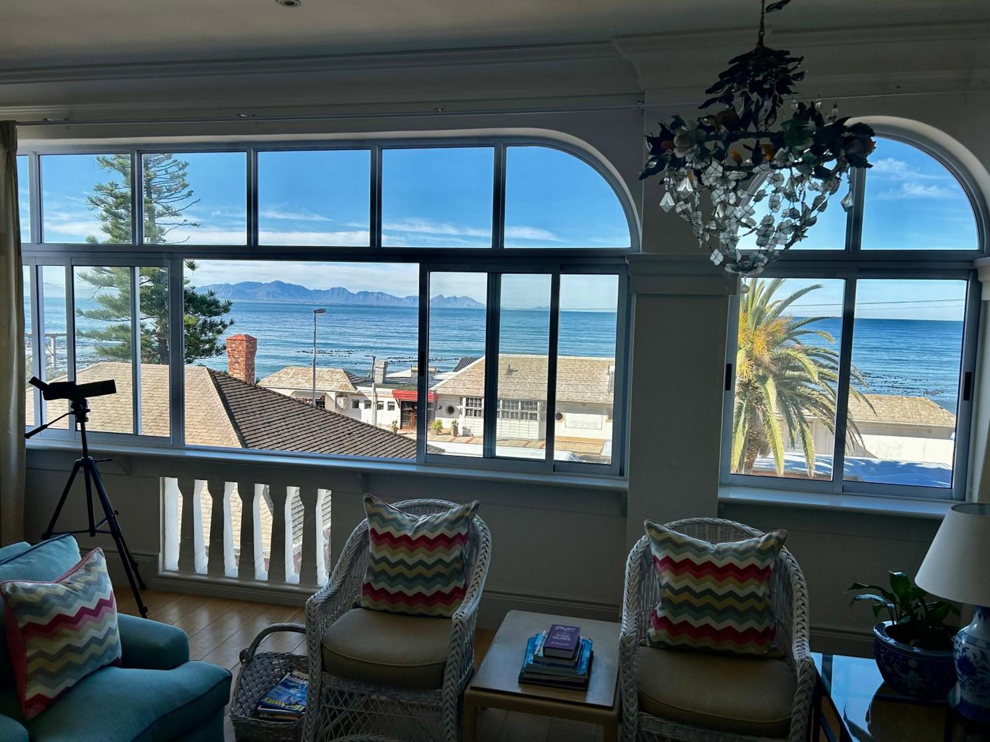 Appartamento Whalehaven Kalk Bay Esterno foto